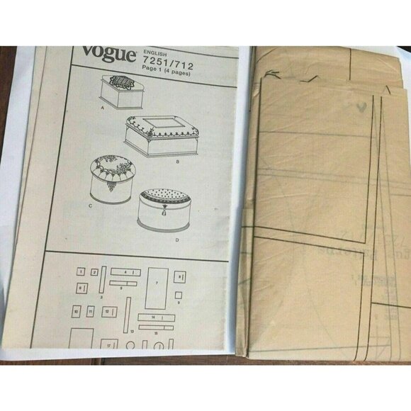 Sewing Pattern Vogue 7251 Victoria Waller Designs Pin Beaded Keepstake Boxes - Picture 3 of 4
